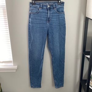 American Eagle Mom Jeans